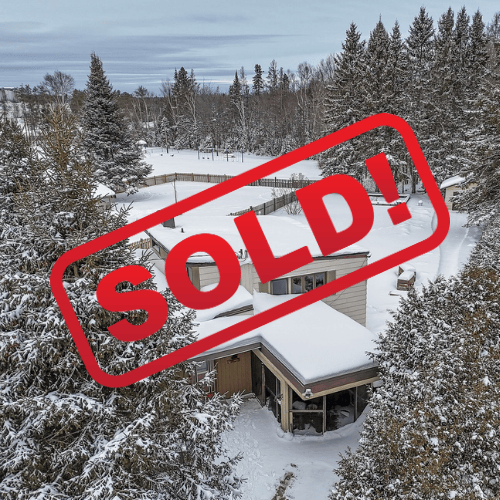 Buying a first home is always special, but for this young couple, it was even more meaningful—it was the start of their journey as a family. They were looking for a place to grow, create memories, and build their future, and they found exactly that.

This move-in-ready home is perfect for them now, with the added bonus of potential upgrades down the road—turning it into not just a home, but a smart investment for years to come. We couldn’t be happier to have helped them find the place where their next chapter begins. 💛
With a surprisingly large driveway for a city home and a beautiful backyard surrounded by trees and nature, it’s a place where convenience meets tranquility. We’re so happy to have helped him find a home that checks all the boxes, both for now and for years to come. 💛