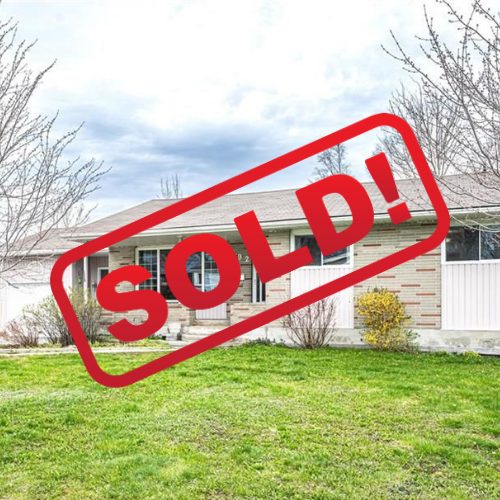 Some homes hold a lifetime of memories, and this was one of them. Built by the original owners, this home was the heart of a growing family—hosting countless celebrations, holidays, and moments filled with love.

With its backyard backing onto a schoolyard and a location close to all amenities, it was truly the perfect family home. Now, it’s ready for new owners to fill it with just as much joy and laughter as the family before.

It was an honor to help our clients pass this cherished home on to its next chapter. 💛